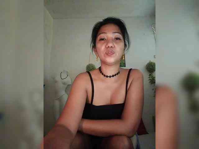 Tina_Jade