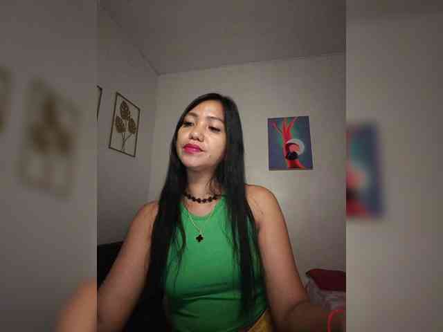 Tina_Jade webcam