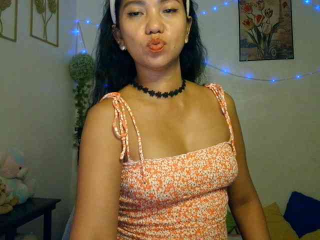 Tina_Jade