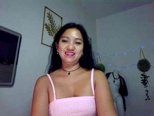 Tina_Jade webcam