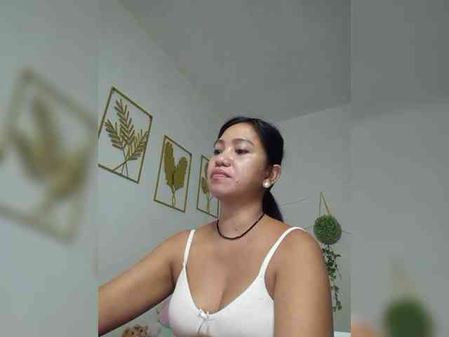 Tina_Jade webcam