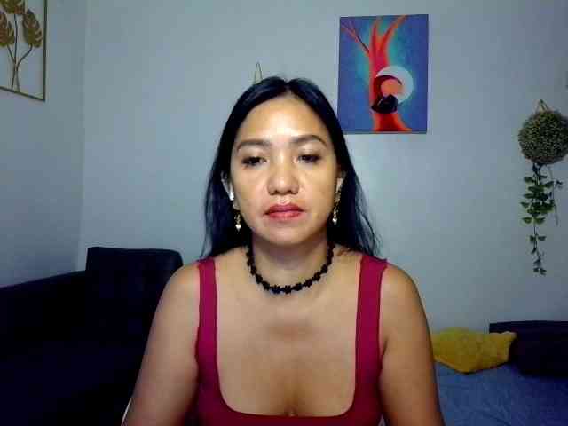 Tina_Jade