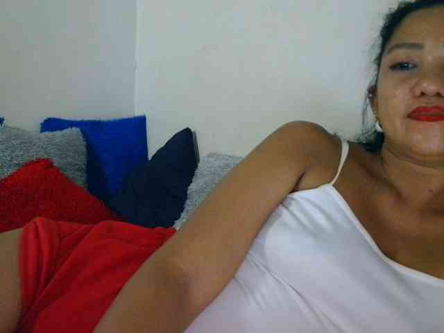 Tina_Jade webcam