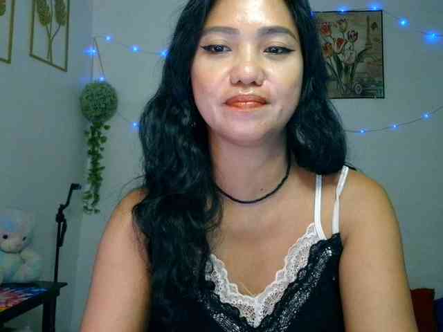 Tina_Jade