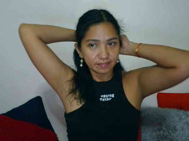 Tina_Jade