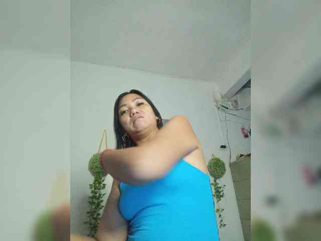 Tina_Jade webcam