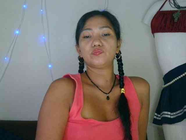 Tina_Jade