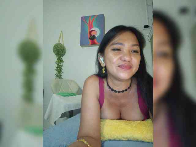 Tina_Jade