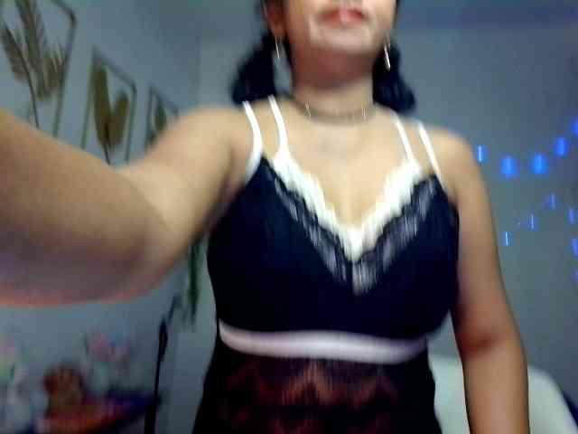Tina_Jade webcam