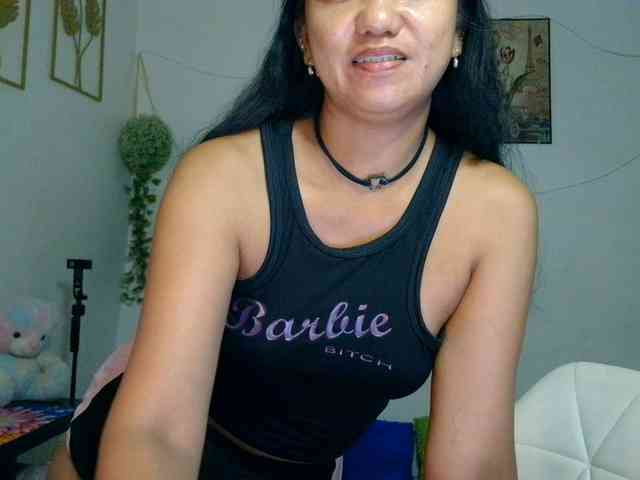 Tina_Jade