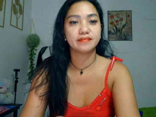 Tina_Jade