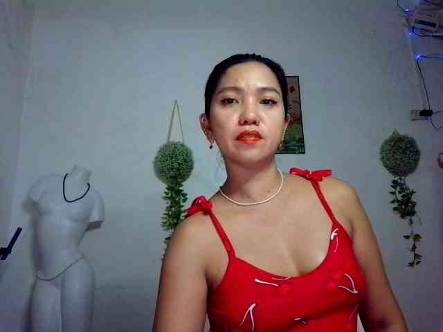 jennahshampoo Live Webcam on BongaCams