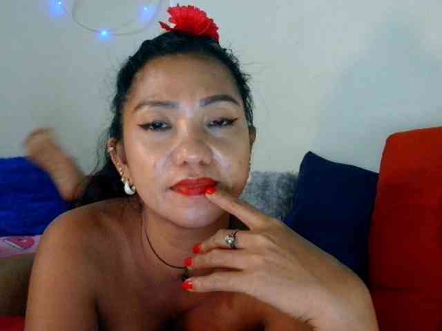 Tina_Jade webcam
