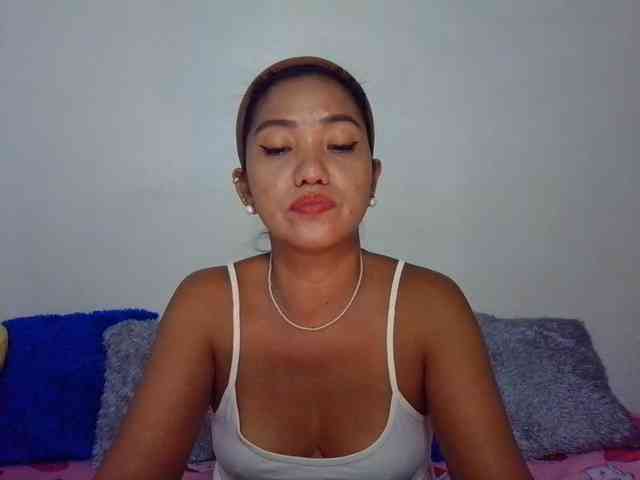 Model: Tina_Jade