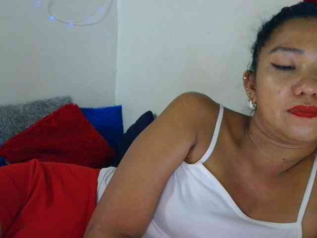 Tina_Jade