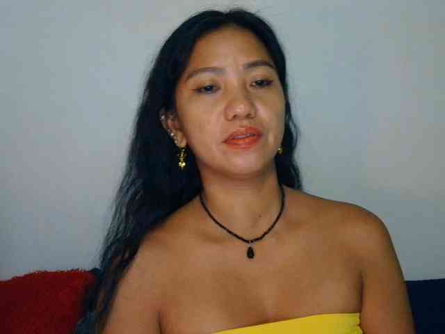 Tina_Jade