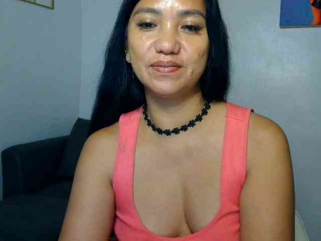 Tina_Jade
