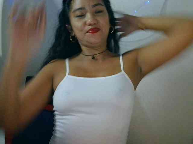 Tina_Jade