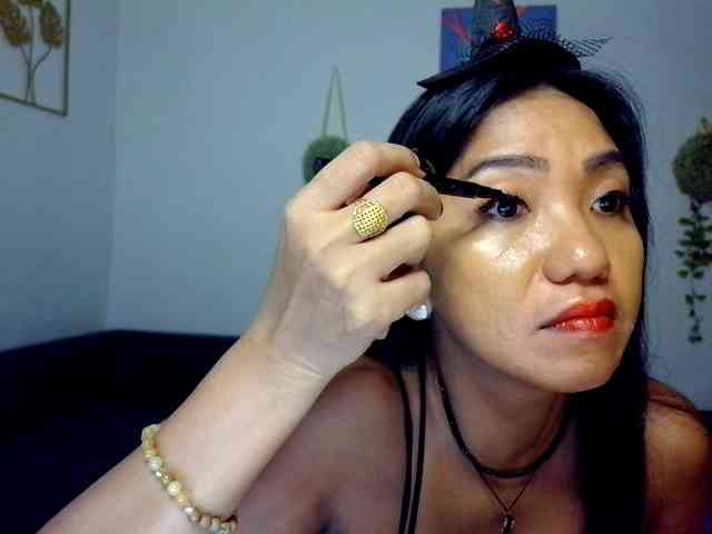 Tina_Jade