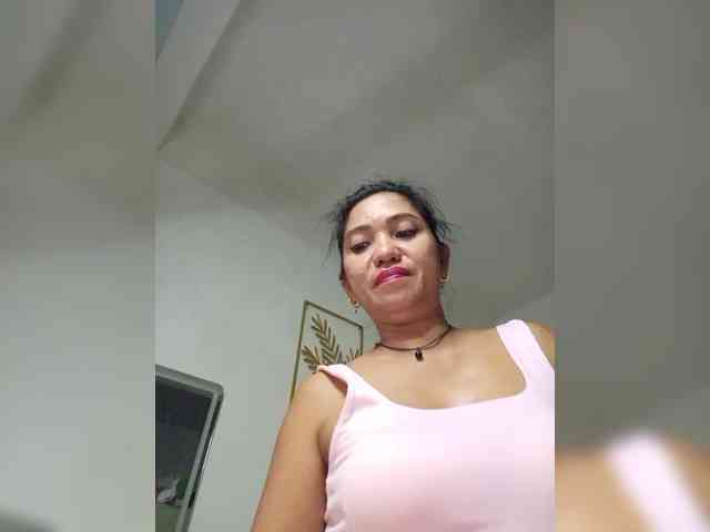 Tina_Jade webcam