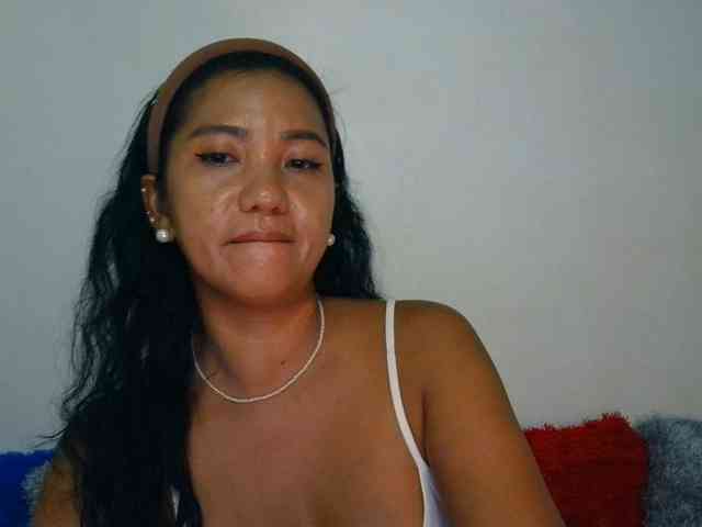 Tina_Jade