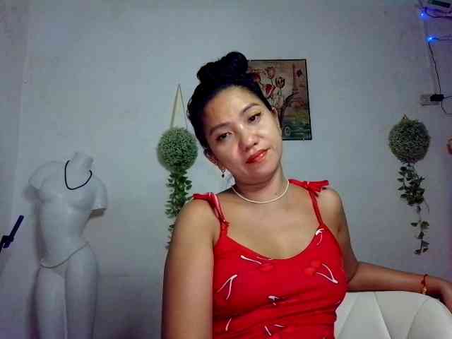 jennahshampoo Live Webcam on BongaCams