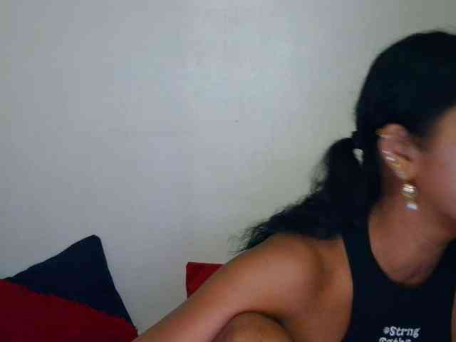 Tina_Jade