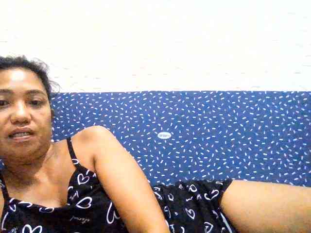Tina_Jade