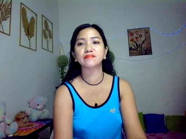 jennahshampoo Live Webcam on BongaCams