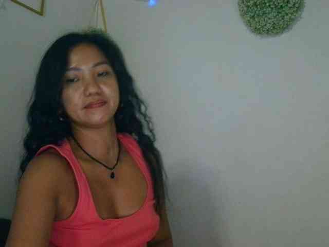 Tina_Jade