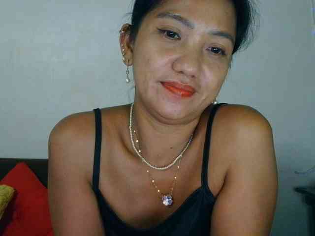 Tina_Jade