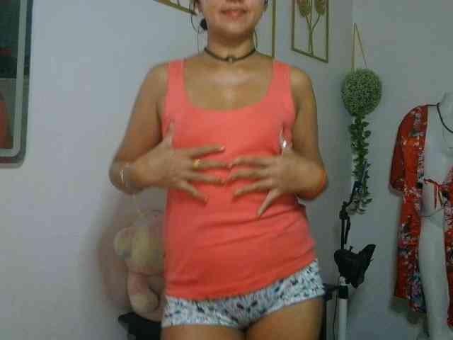 Tina_Jade webcam