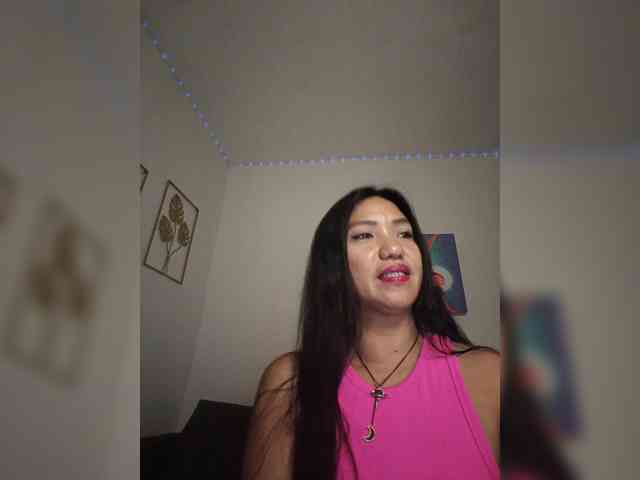 Tina_Jade