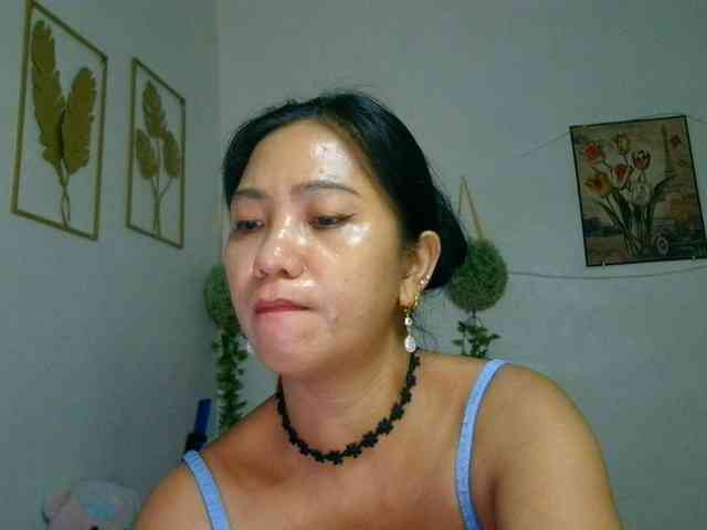jennahshampoo Live Webcam on BongaCams