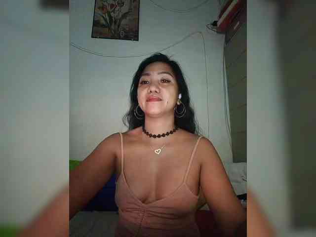Tina_Jade
