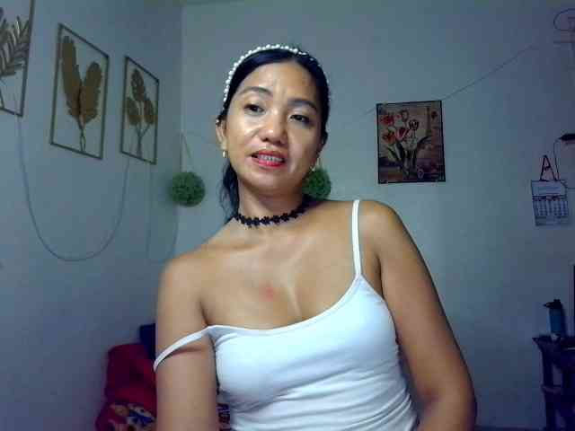 Tina_Jade webcam