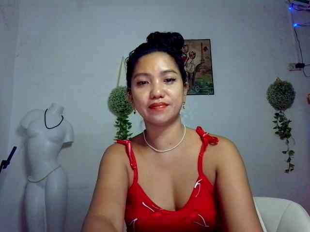 jennahshampoo Live Webcam on BongaCams