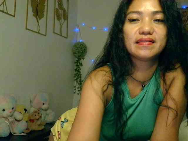 Tina_Jade