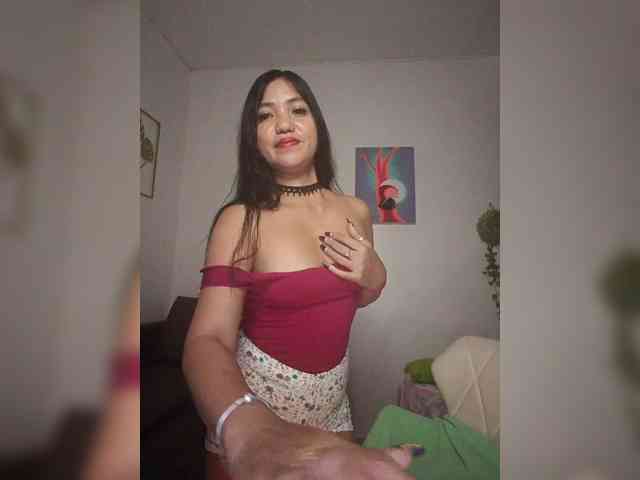 Tina_Jade webcam