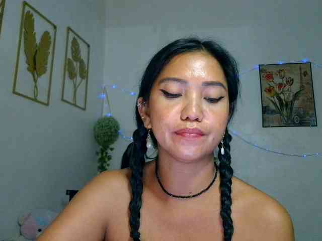 Tina_Jade