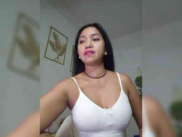 Tina_Jade webcam