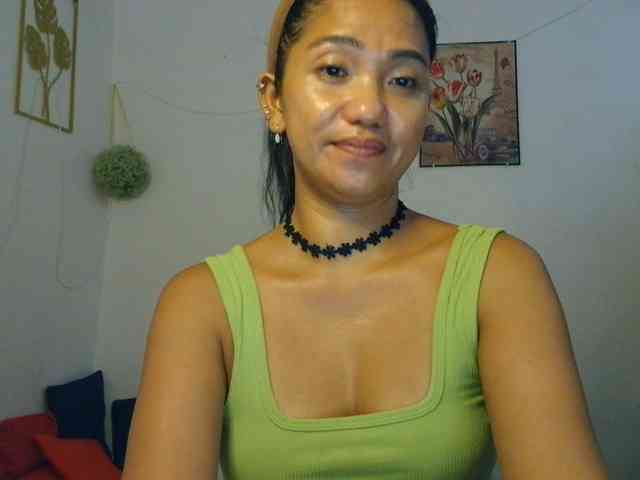 Tina_Jade
