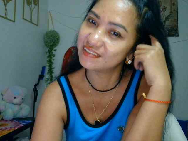 Tina_Jade webcam