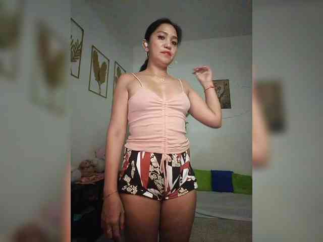 Tina_Jade webcam