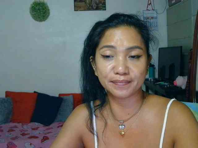 Tina_Jade
