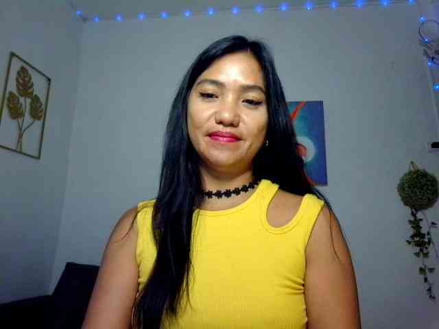 Tina_Jade
