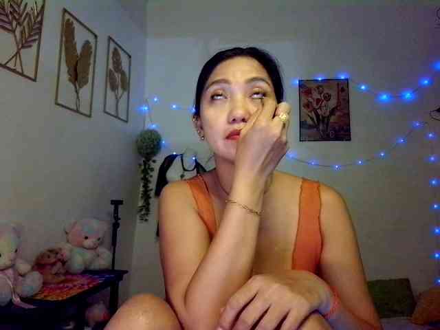 Tina_Jade