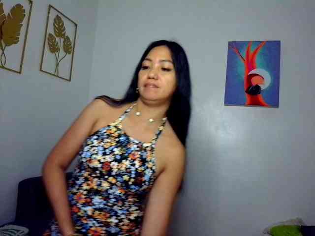 Tina_Jade