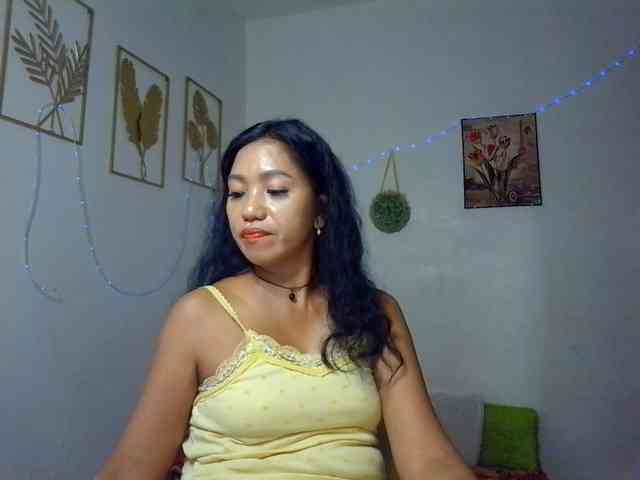 Tina_Jade