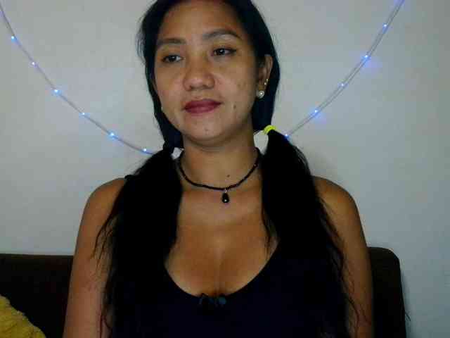 Tina_Jade